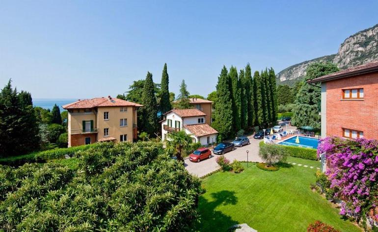 Hotel Gabbiano - Garda Lake Collection Eksteriør bilde